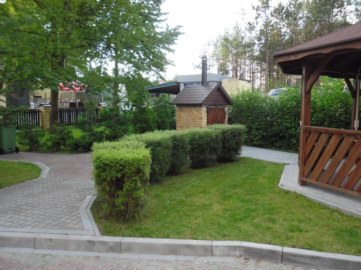 Lesny Dwor Aparthotel Mielno  Exterior photo